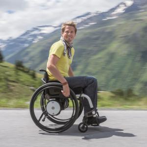 Motorisation fauteuil roulant manuel Invacare Alber twion M24