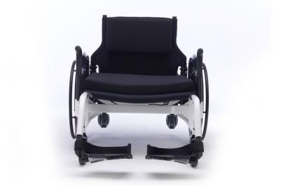 Fauteuil roulant obèse Invacare Action Ampla - Ergonomique