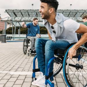 Fauteuil roulant manuel R33